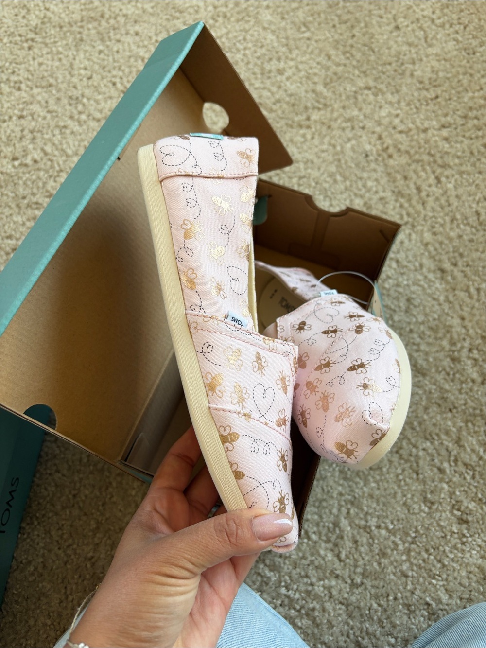 TOMS Pink Canvas Slip-On with Gold Bee Print - Picture 3 of 4